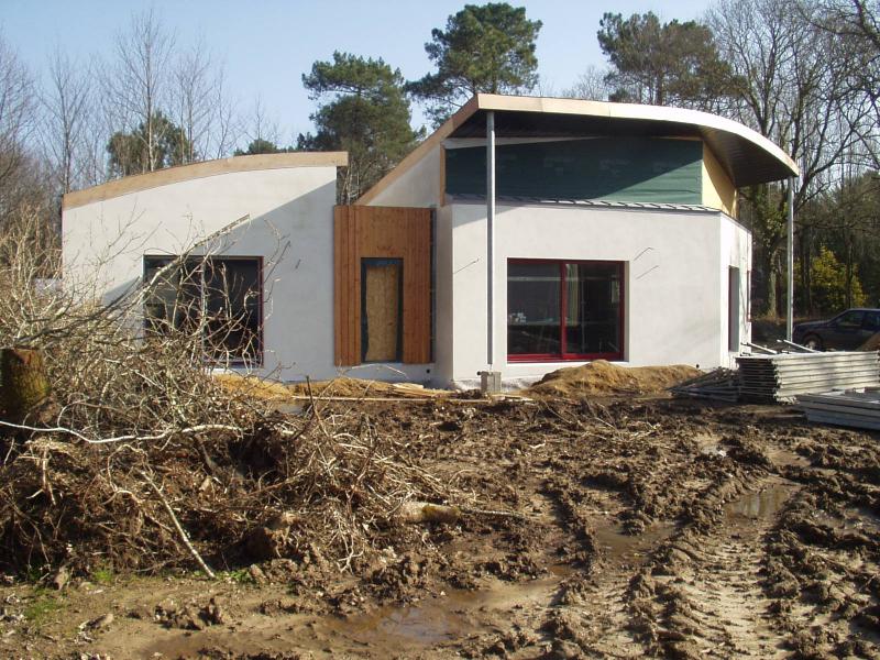 mars 2011